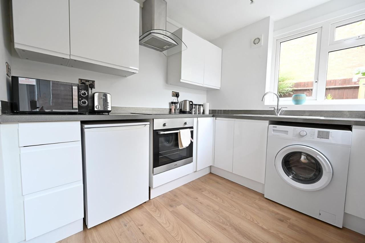 The Coffee Pot Cottage In Town Centre Free Parking Стратфорд на Ейвън Екстериор снимка